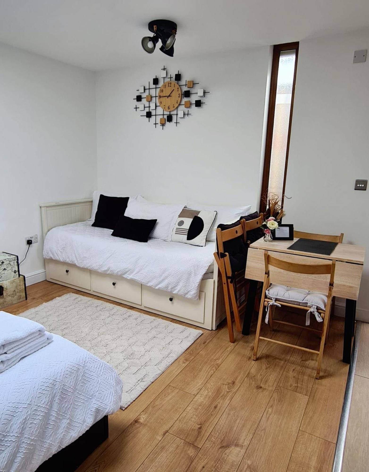 Canterbury Romantic Modern Home Goodnestone  外观 照片